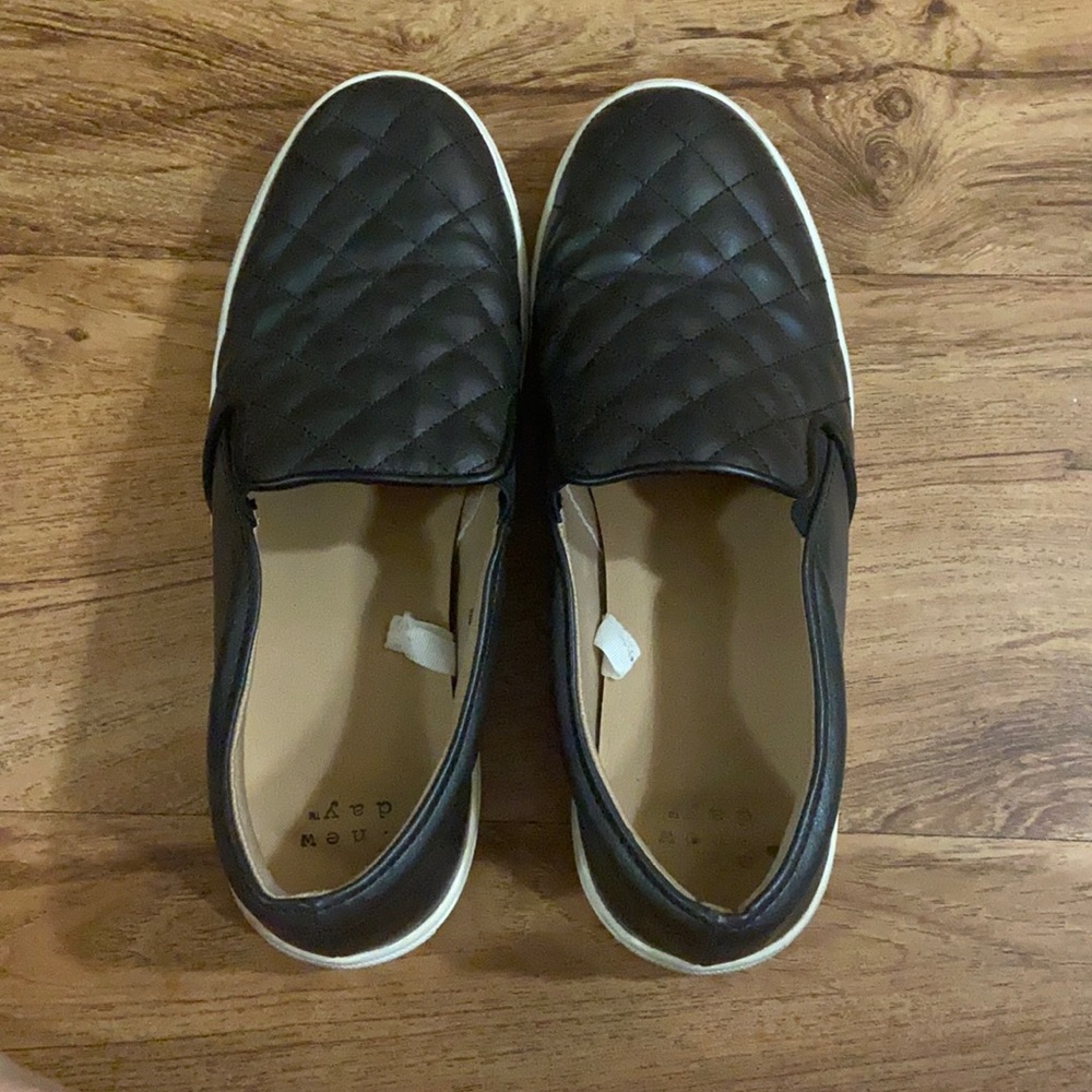 Black faux-leather loafers